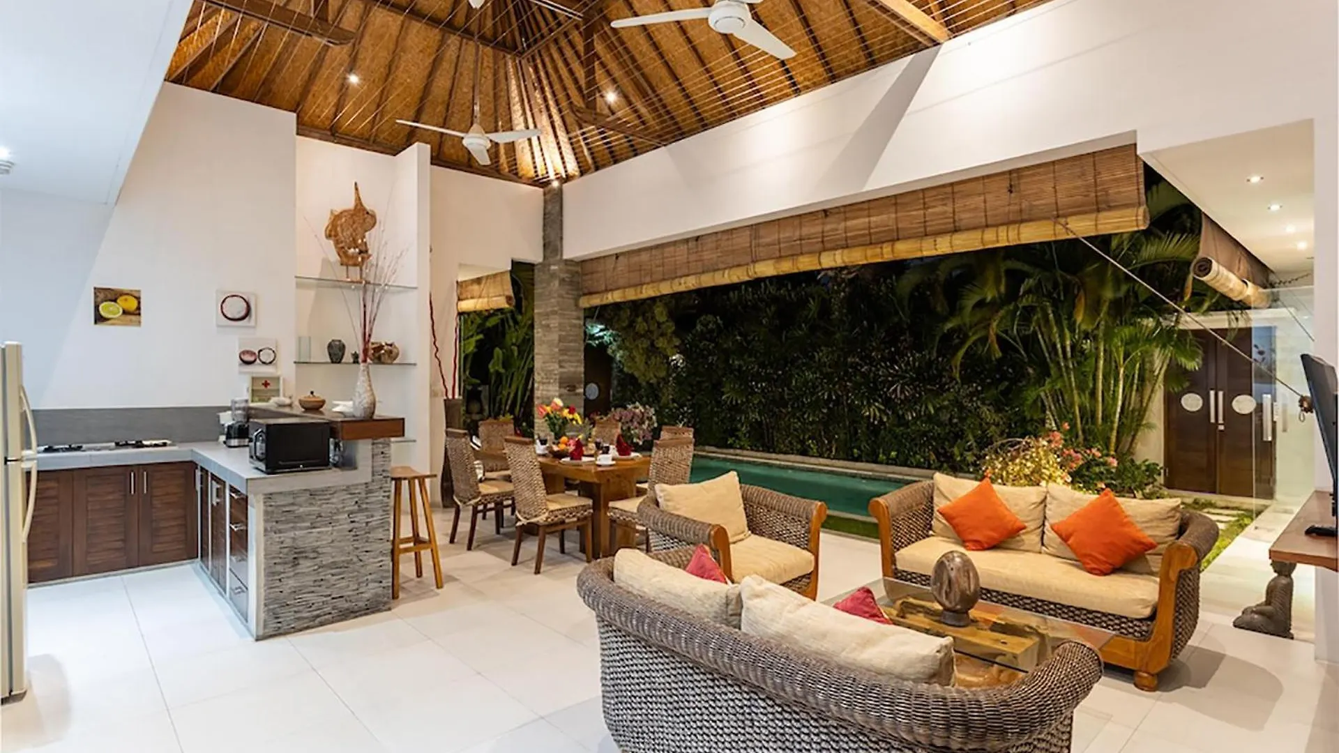Villa Lotus By Optimum Bali Villas Seminyak  Indonesia