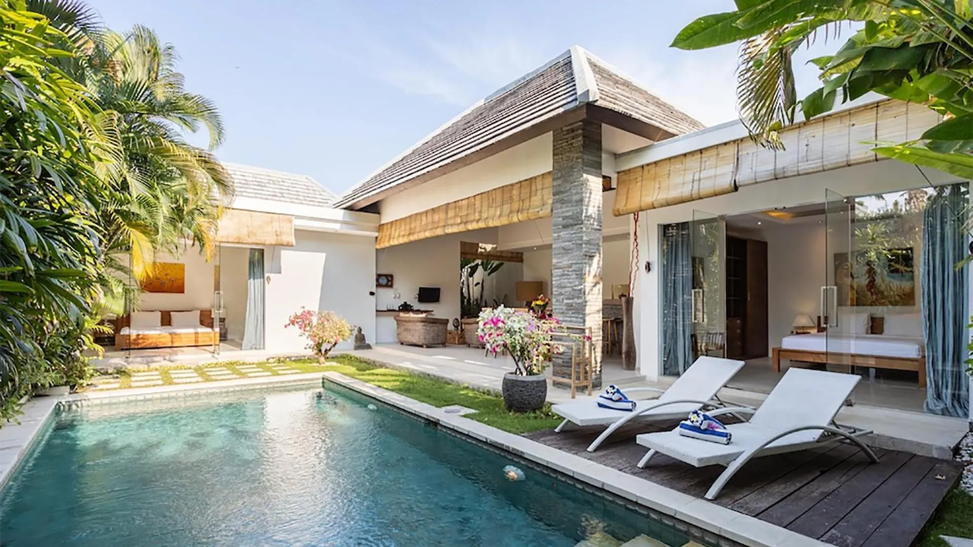 Villa Lotus By Optimum Bali Villas Seminyak   Seminyak (Bali)