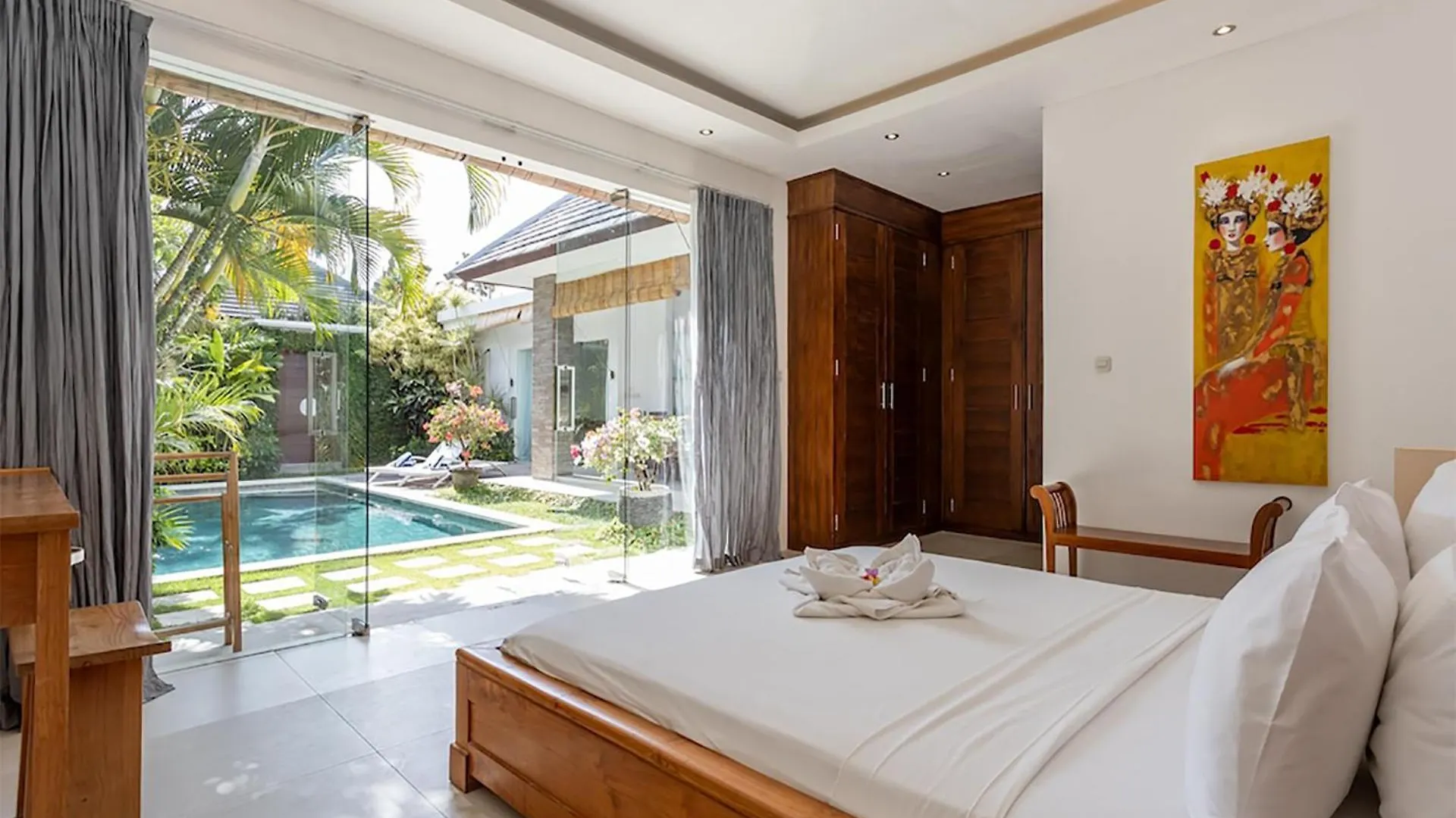 Villa Lotus By Optimum Bali Villas Seminyak