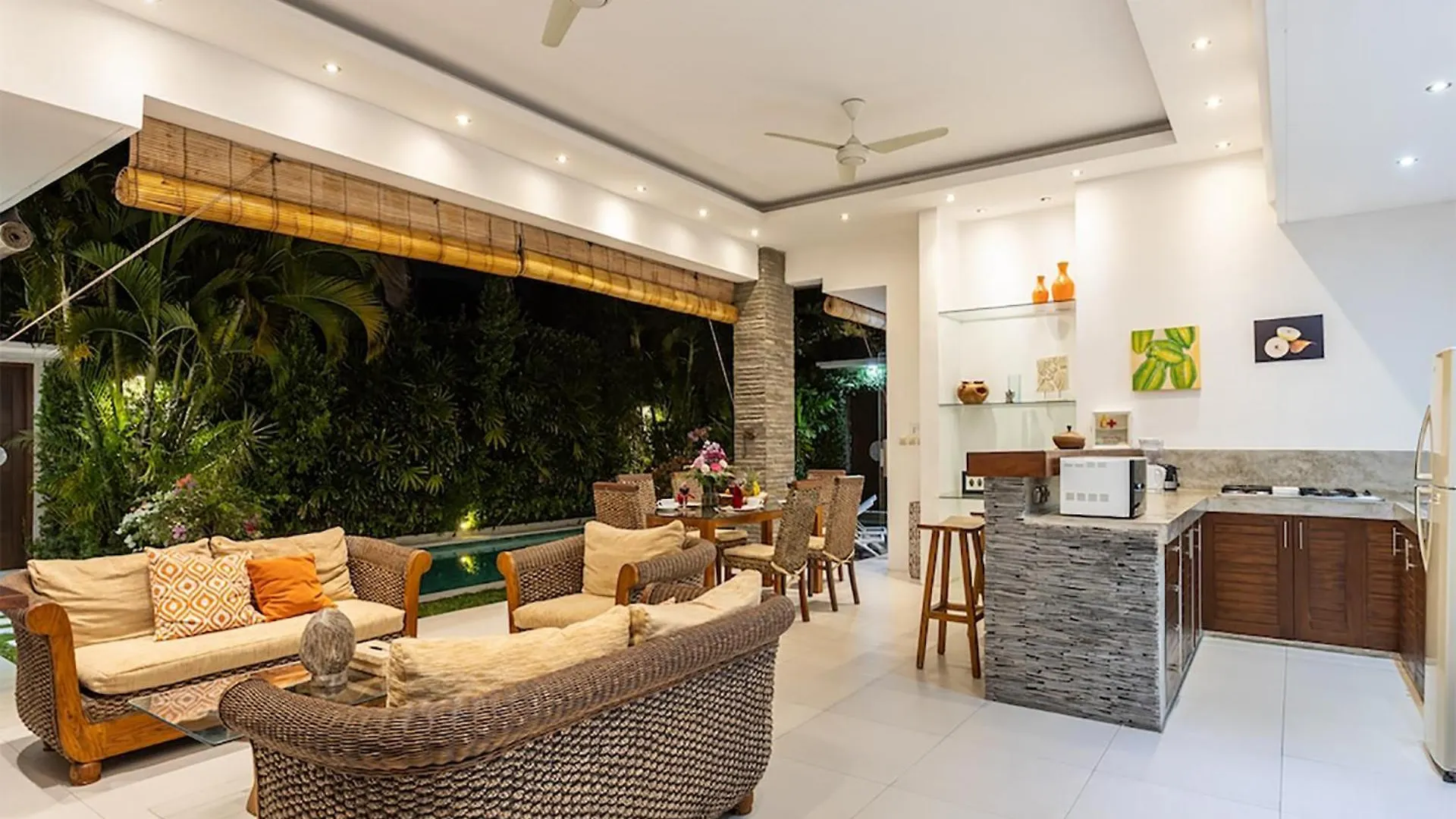 Villa Lotus By Optimum Bali Villas Seminyak