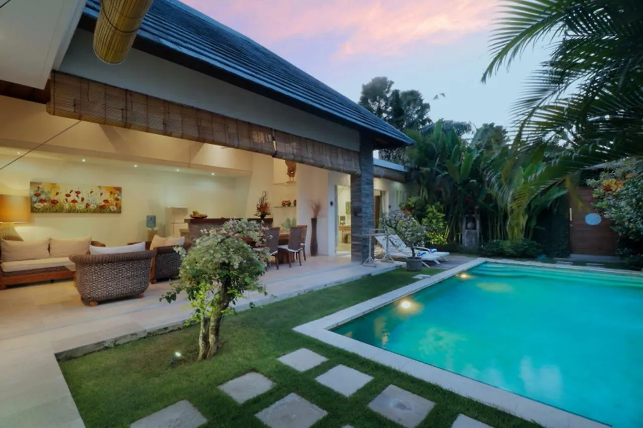 Villa Lotus By Optimum Bali Villas Seminyak   Seminyak (Bali)