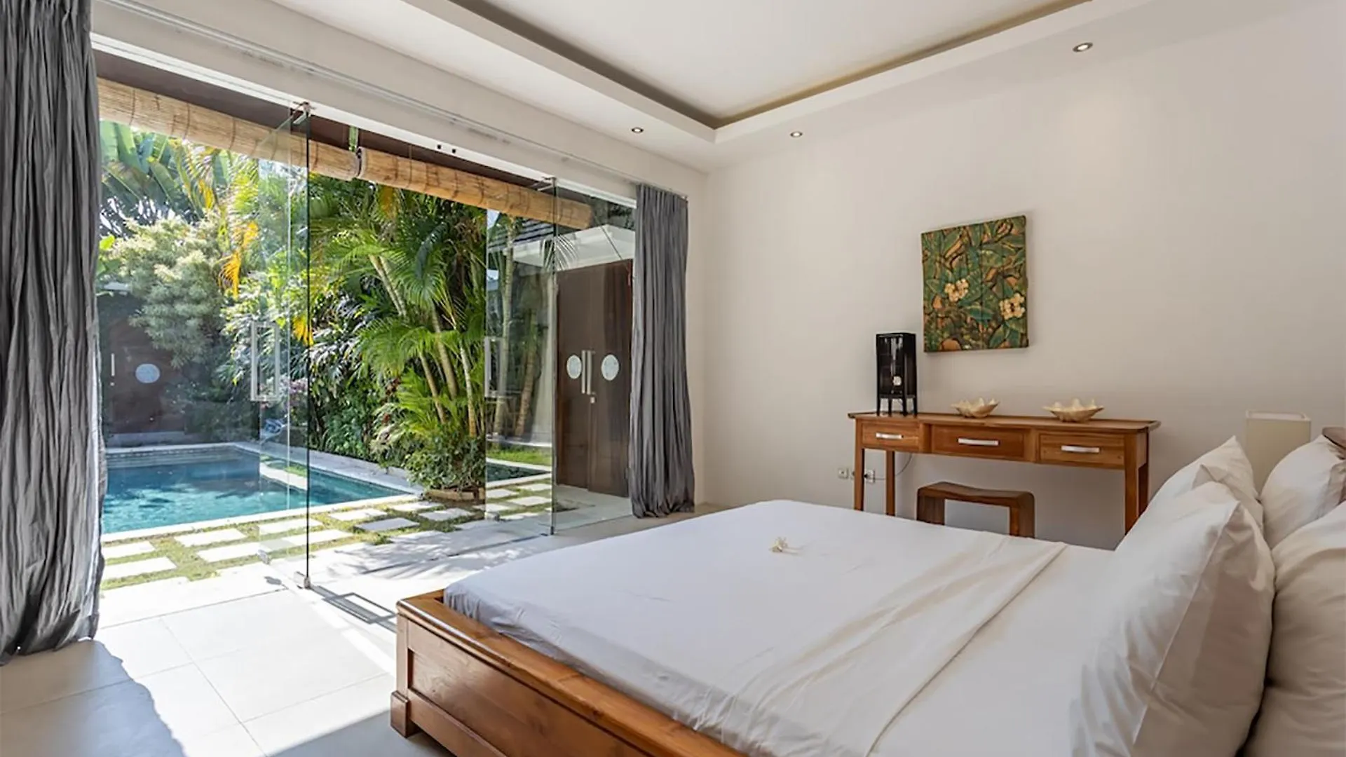 Villa Lotus By Optimum Bali Villas Seminyak  Indonesia