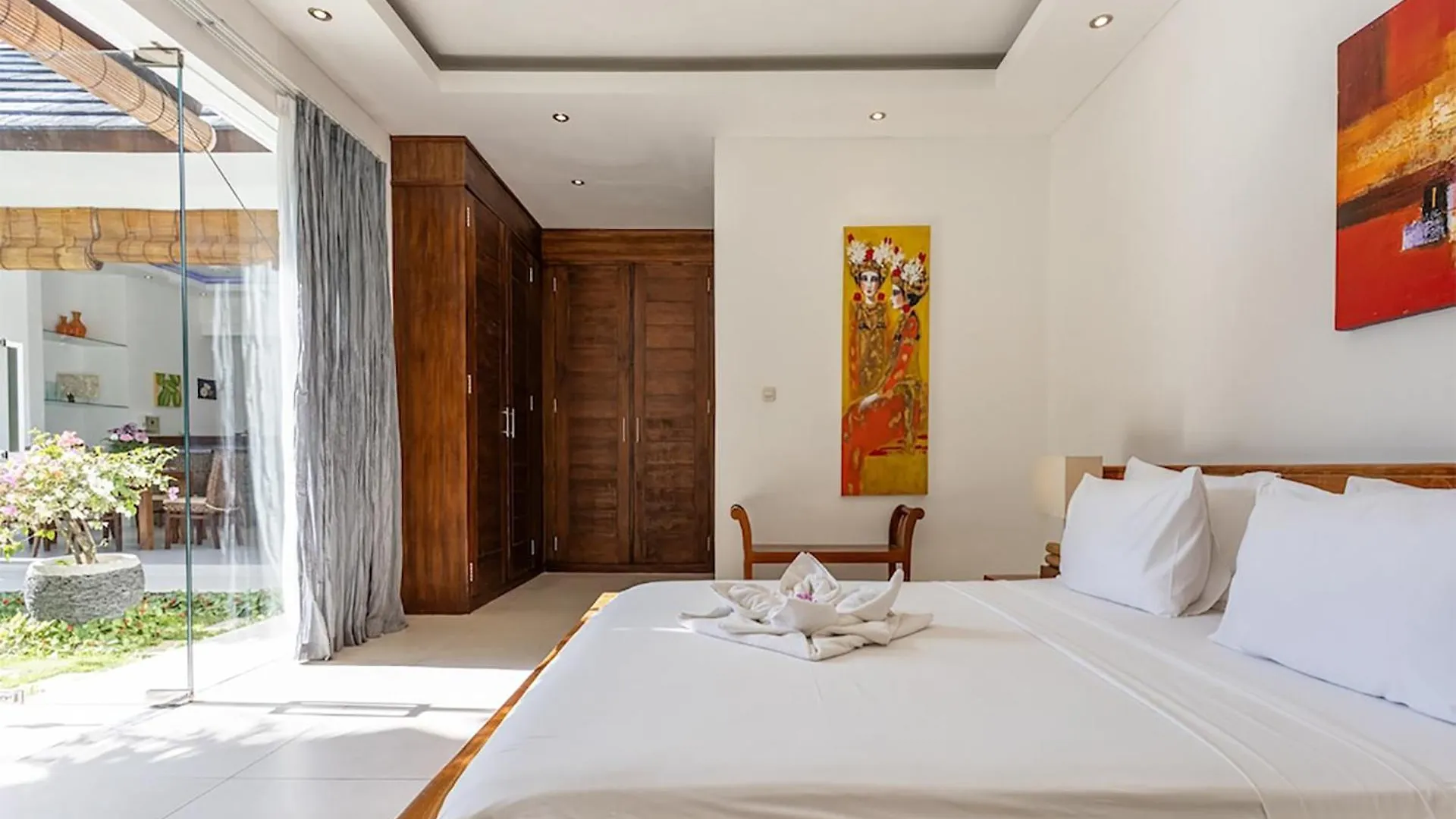 Villa Lotus By Optimum Bali Villas Seminyak