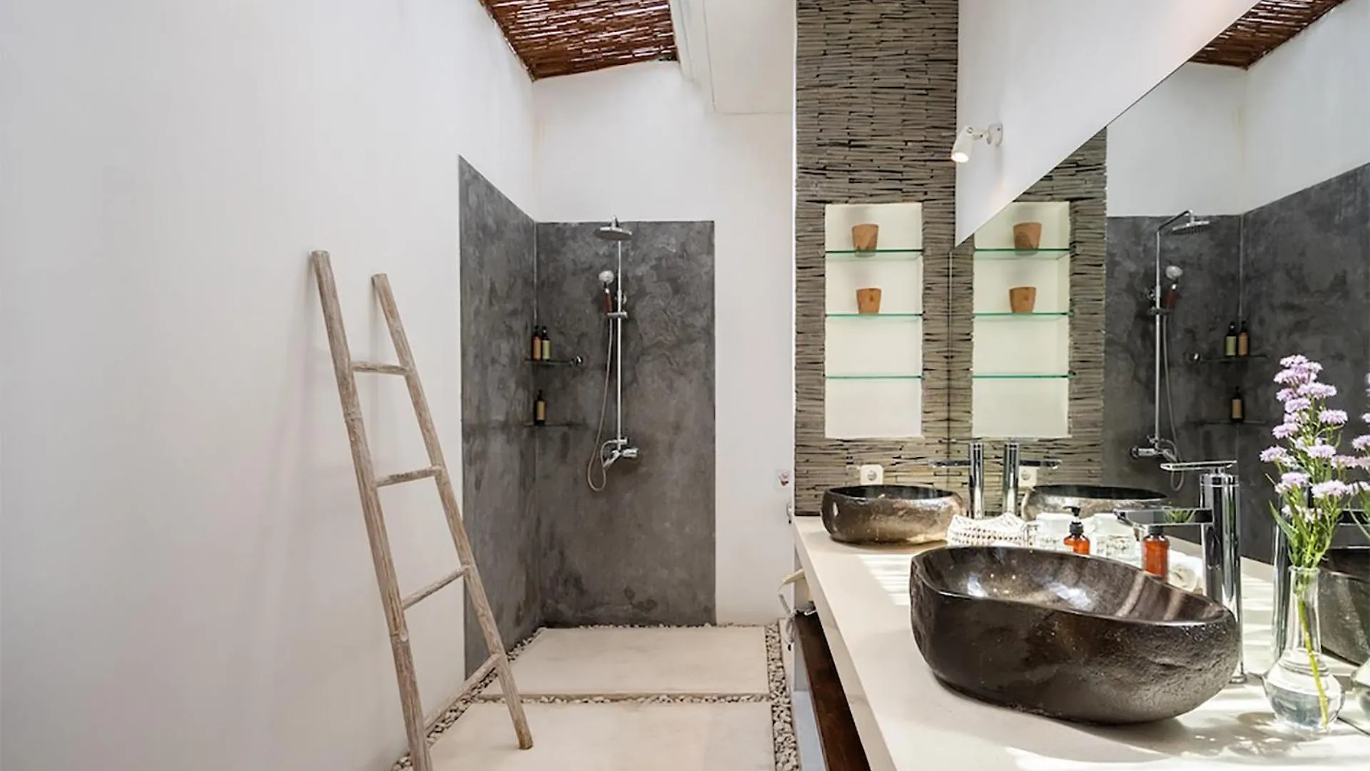 Villa Lotus By Optimum Bali Villas Seminyak